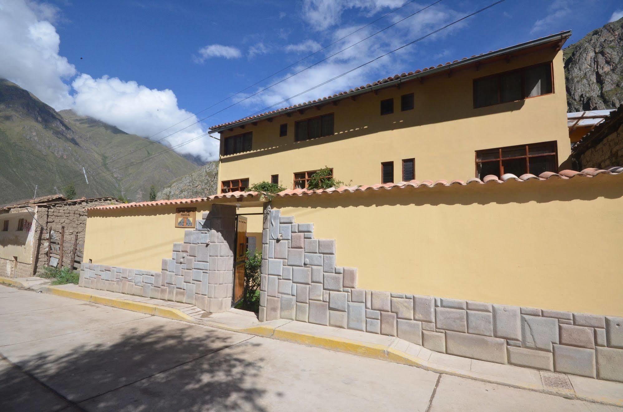 Munay Punku Ollantaytambo Bagian luar foto