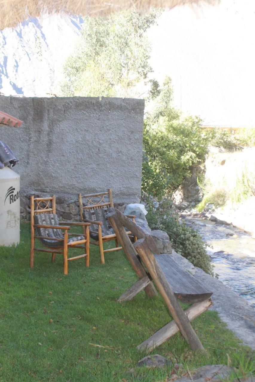 Munay Punku Ollantaytambo Bagian luar foto